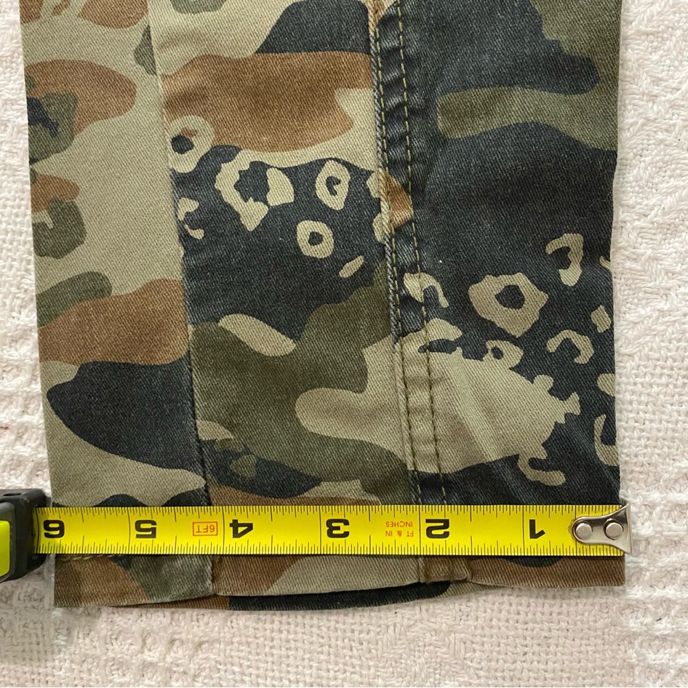 VOLCOM Jeans SIZE 5 Army Print pants - Picture 7 of 16